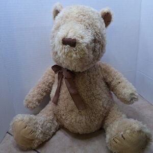 Winnie The Pooh Classic Pooh Kids Preferred 2010 12" Sitting Bear Plush 100376